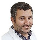 Врач Алакад Мохаммед Мустафа